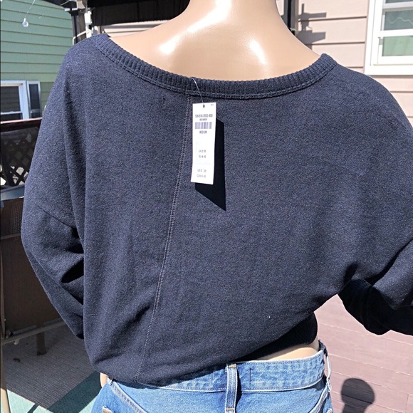 A&F Top ✨ - Picture 4 of 6